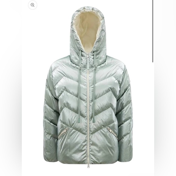 Moncler Puffer Jacket - Picture 3 of 11